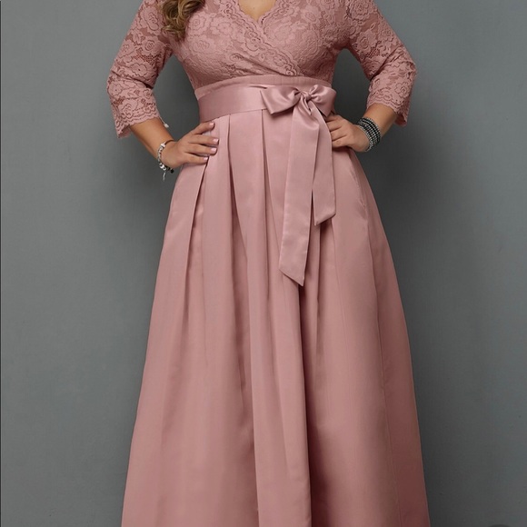 Beautiful pink lace bodice with taffeta bottom.   2 dresses available - Picture 4 of 7